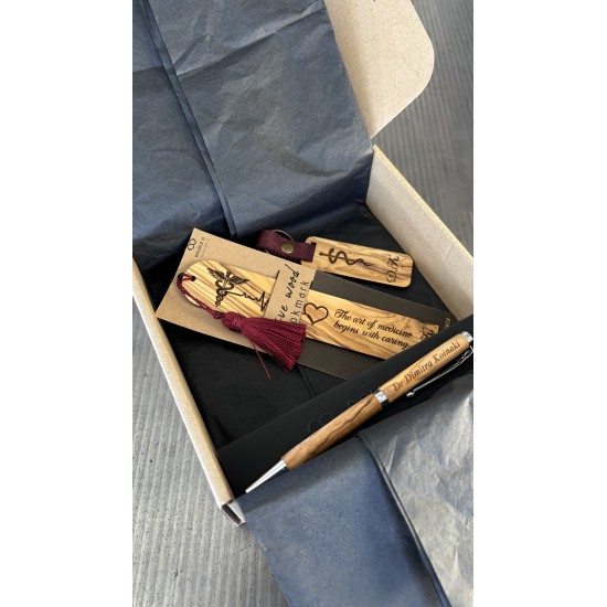 Προσωποποιημένο Gift Box για Γιατρό | Ξύλο Ελιάς