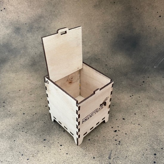 Κουτί ανοιγόμενο 5,5 x 5,5 x 5,5cm Κουτί ανοιγόμενο 5,5 x 5,5 x 5,5cm
