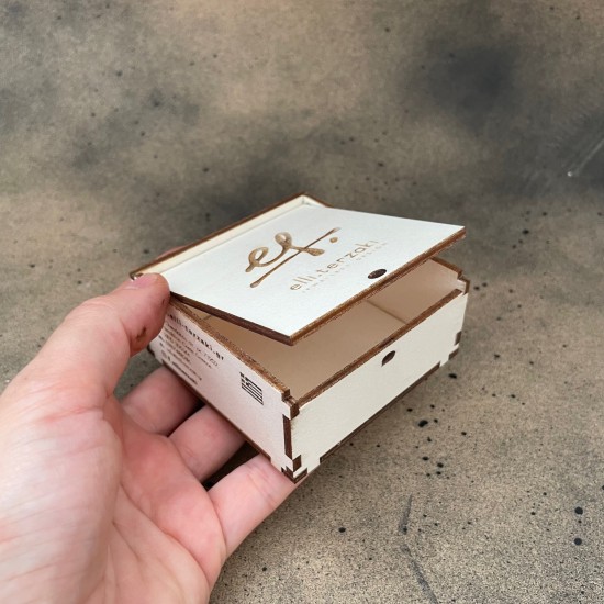 Κουτί ανοιγόμενο 7 x 7 x 2,5cm Κουτί ανοιγόμενο 7 x 7 x 2,5cm