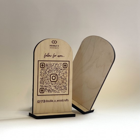 Επιτραπέζιο Stand με Λογότυπο & QR Code | Μονής Όψης